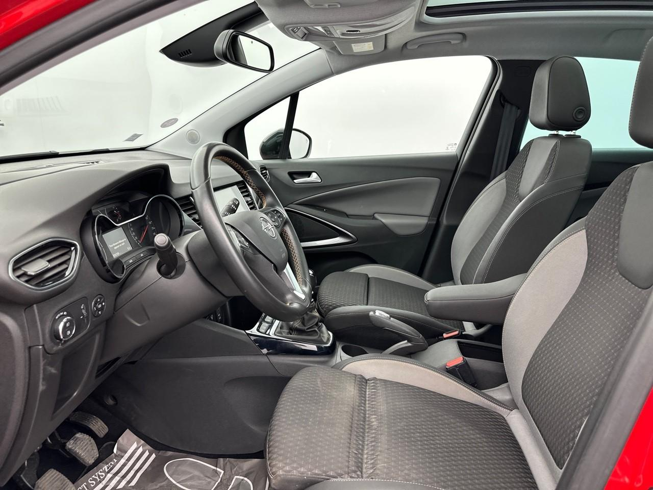 Opel Crossland x 1.2 turbo 130 ch ultimate — photo 9