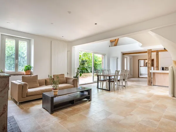 Longère rénovée 6 pièces 196 m² à Mainvilliers