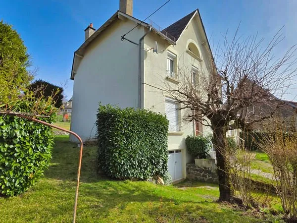 Maison Vente Mauriac 10p 190m² 134500€