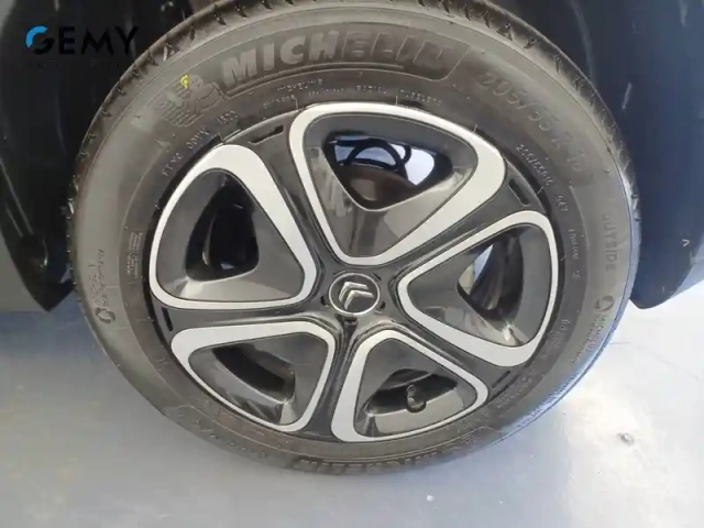 Citroën C3 puretech 110 s&amp;s eat6 — photo 32