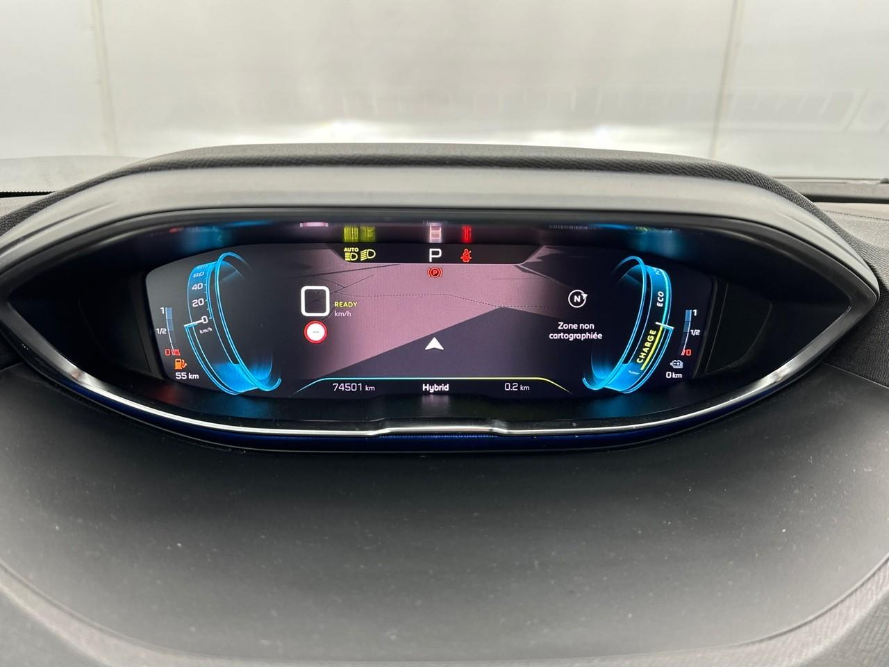 Peugeot 3008 hybrid 225 e-eat8 gt pack — photo 24