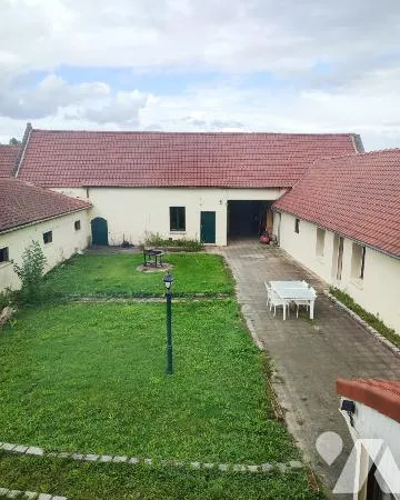 Maison 10 pièces 249 m²