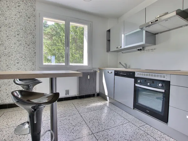 Grand Appartement T3 - Balcon