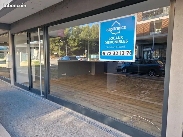 Local commercial 90 m²