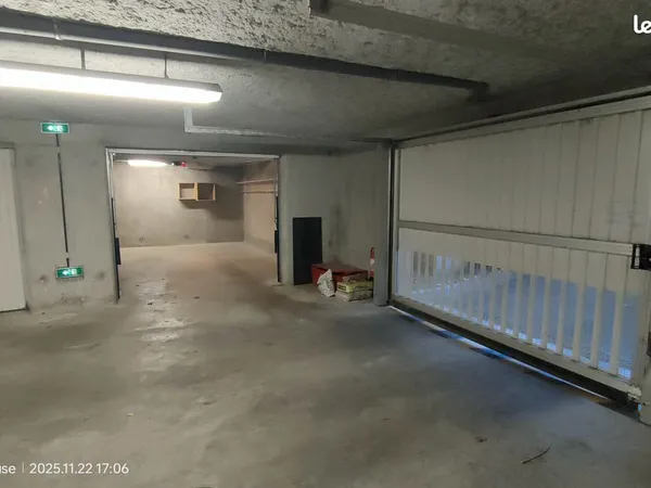 Garage Jardins de Sully