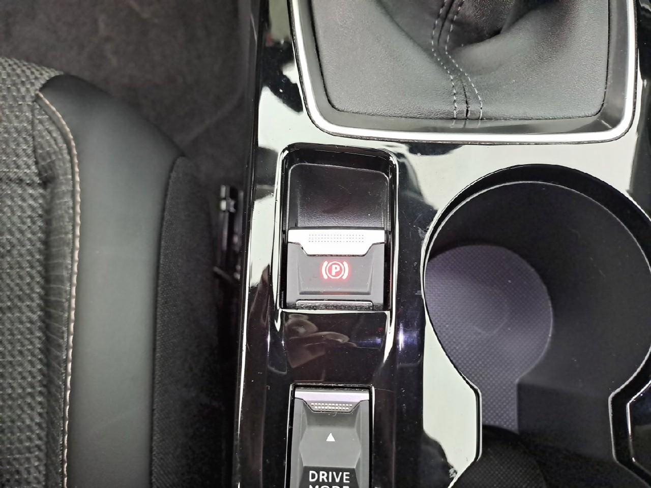 Peugeot 2008 puretech 100 s&s bvm6 allure — photo 20