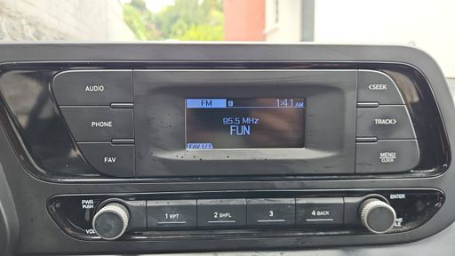 Hyundai i20 1.2 i 84 - Initia – 2023 – 71801 km – Essence – Boîte Manuelle — photo 2
