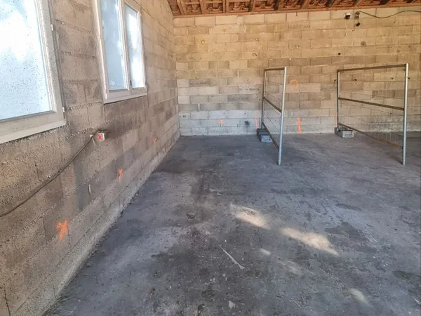Location d'un box partagé - stockage uniquement
