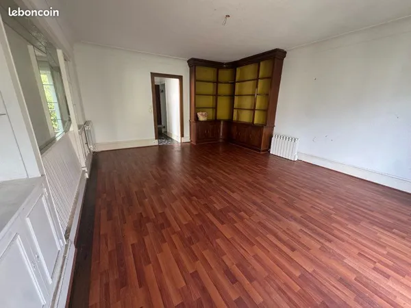 Appartement T2 59 m2 centre Vendome
