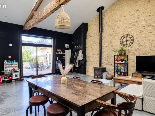 A vendre - maison avec dépendance à Sers