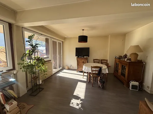 Appartement 5 pièces 105 m²