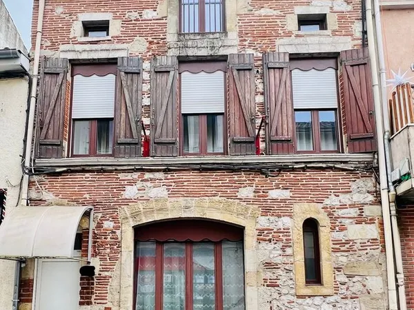 Maison 4 pièces 198 m²