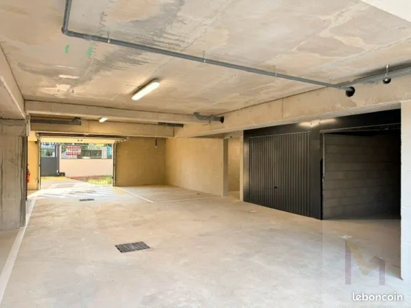 Parking/box NEUILLY SUR MARNE