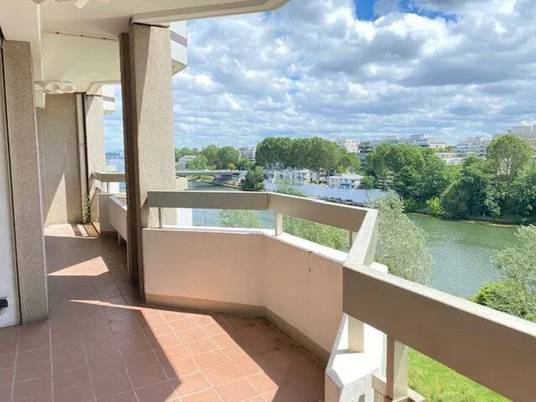 Appartement 4 pièces 95 m²