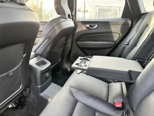 Volvo Xc60 t6 awd hybride rechargeable 253 ch+145 ch geartronic 8 — photo 36