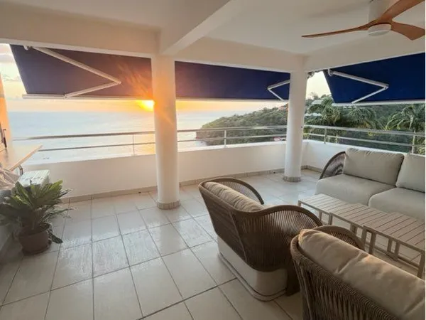 Magnifique F3 vue mer des Caraïbes