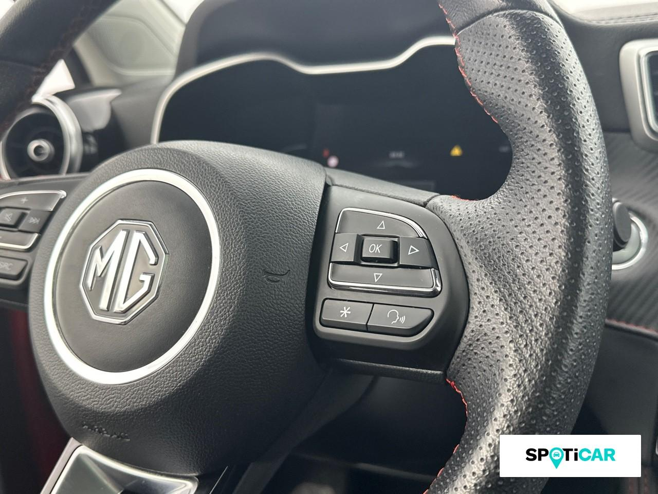 Mg Zs ev 156ch - 70kwh luxury — photo 18