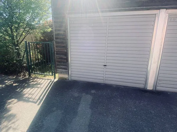 Parking 10 m²
