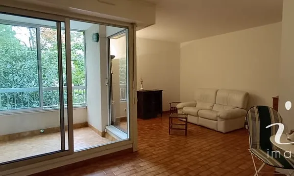 La Chamberte grand T2 meublé avec garage
