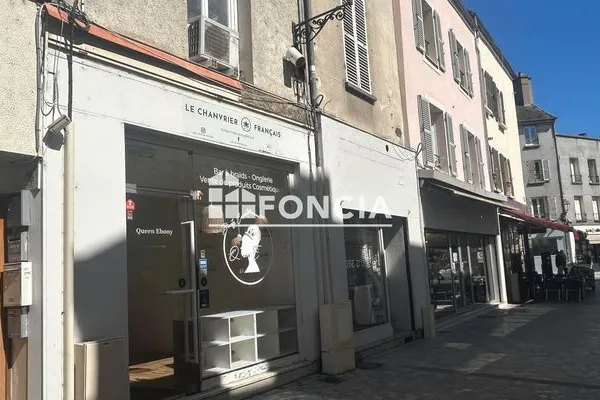 Local commercial 1 pièce 28 m²