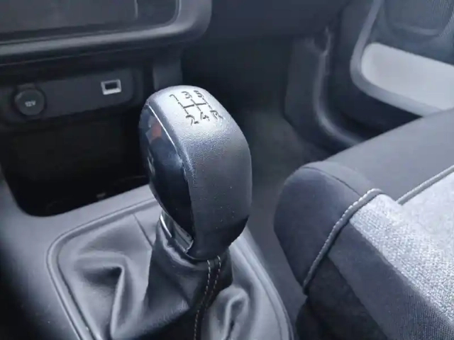 Citroën C3 puretech 83 s&amp;s bvm5 — photo 18