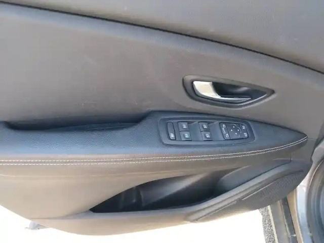 Renault Scenic grand  tce 140 — photo 26