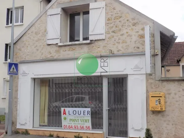 Commerce Location Baulne 22m² 580€