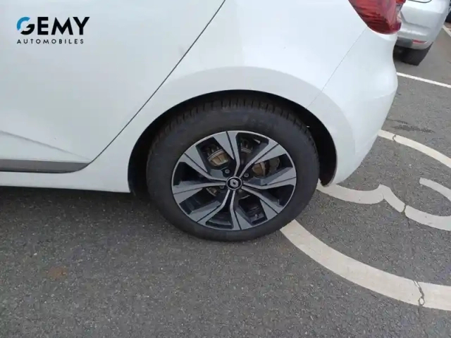 Renault Clio blue dci 100 — photo 11