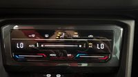 Volkswagen Tiguan 2.0 TDI 150ch R-Line DSG7 — photo 26