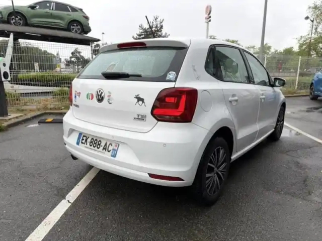 Volkswagen Polo 1.2 tsi 90ch bluemotion technology allstar 5p — photo 3