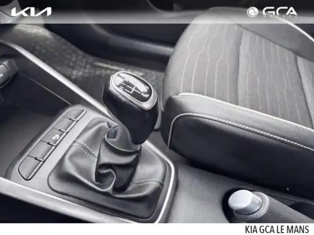 Kia Stonic 1.0 t-gdi 100ch gt line — photo 9