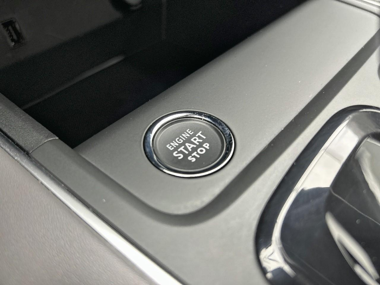 Peugeot 3008 hybrid 225 e-eat8 allure — photo 20