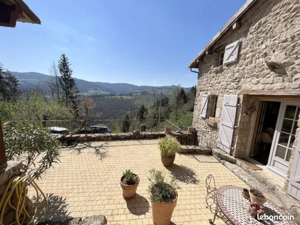 Propriété 12 pièces 237 m²