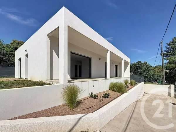 Maison de plain-pied 4 pièces 120 m²