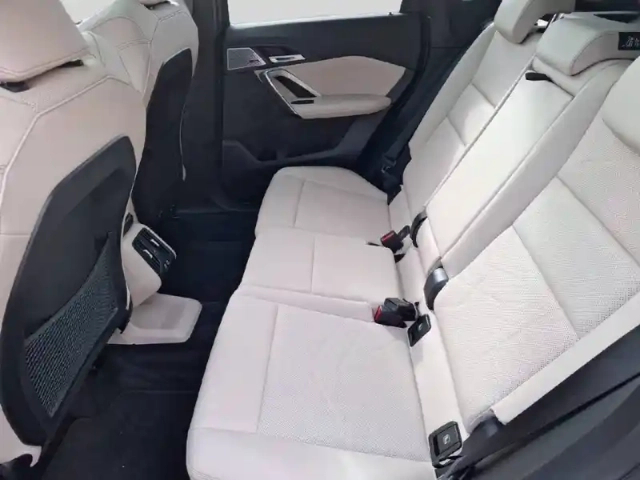 Bmw X1 sdrive 18d 150ch dkg7 — photo 20