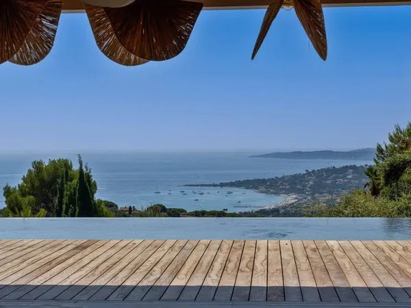 Villa 300 m²