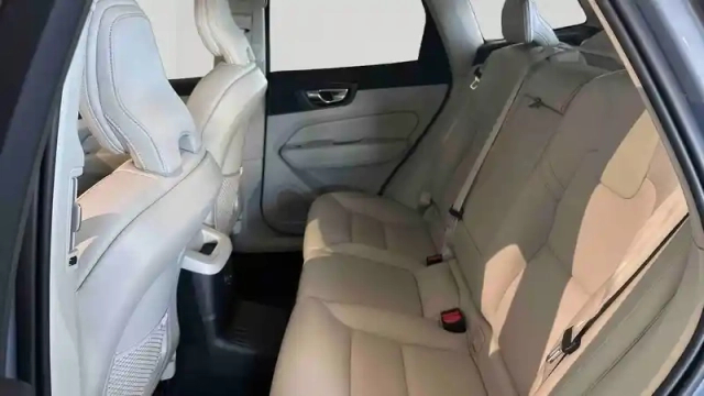Volvo Xc60 t6 recharge awd 253 ch + 145 ch geartronic 8 — photo 22