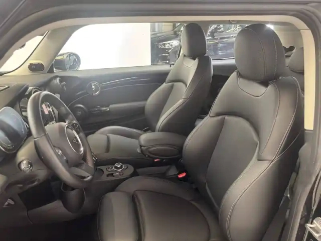 Mini Mini hatch 3 portes cooper se 184 ch — photo 6