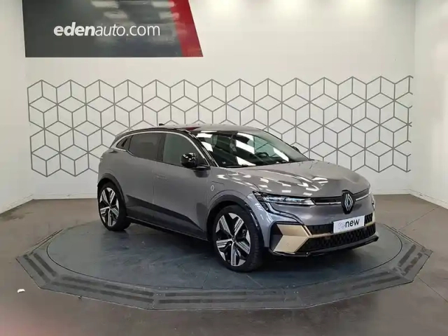 Renault Megane e-tech ev60 220 ch super charge — photo 7