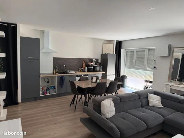 Location appartement 85 m2 MONCLAR DE QUERCY