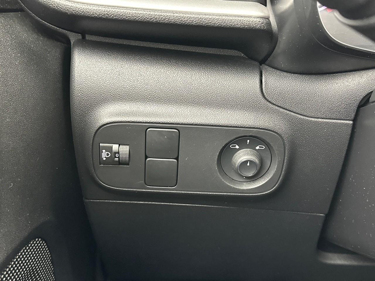 Citroën C3 bluehdi 100 ch bvm6 plus — photo 16