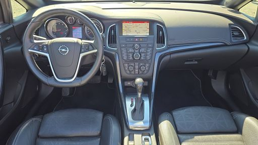 Opel Cascada 1.6 Turbo 170 BVA6 - Cosmo – 2016 – 123412 km – Essence – Boîte Automatique — photo 44