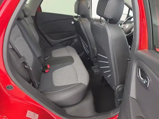 Renault Captur tce 150 fap edc — photo 231