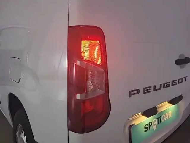 Peugeot Partner fourgon xl 950 kg bluehdi 130 s&amp;s bvm6 — photo 81