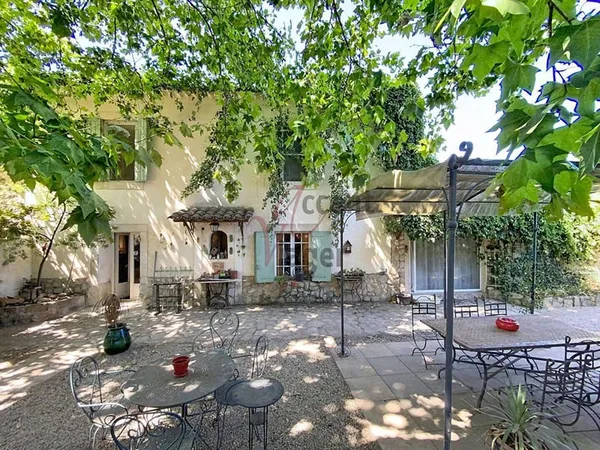 Maison 6 pièces 180 m²
