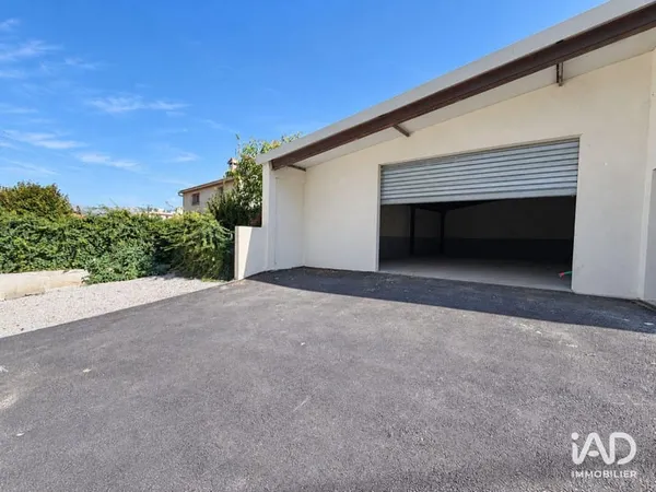 Local commercial 110 m²