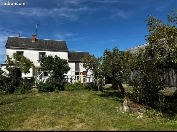 À louer - Maison 71 m² avec 1 600 m² de terrain - Bessé-sur-Braye - 520