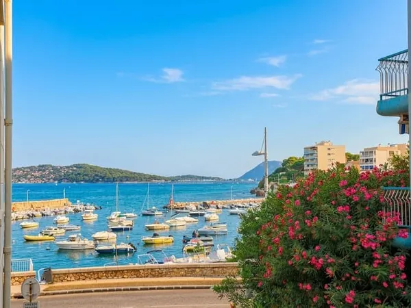 M2323 - TOULON - Le Mourillon - Appartement T5 - Balcon vue mer - Parking