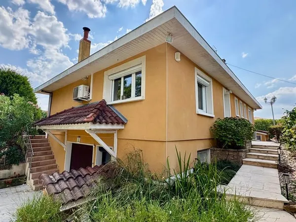 Maison 4 pièces 140 m²