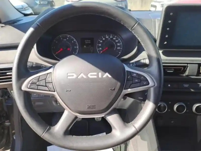 Dacia Jogger 1.0 eco-g 100ch extreme+ 5 places — photo 12
